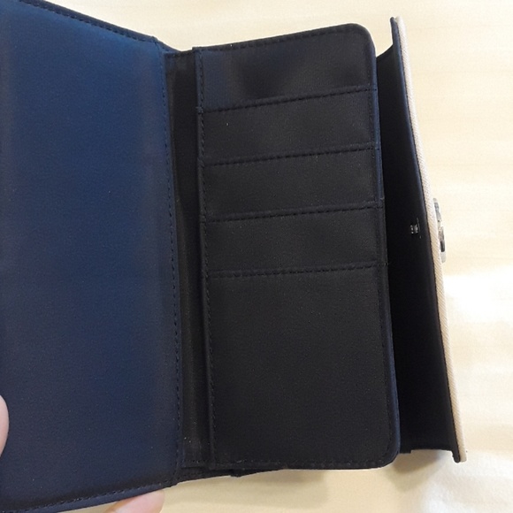 Wallet - Picture 4 of 4
